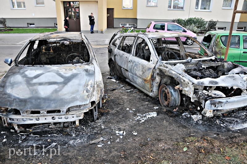 Elbląg, We wrześniu na Zawadzie spłonęły trzy auta