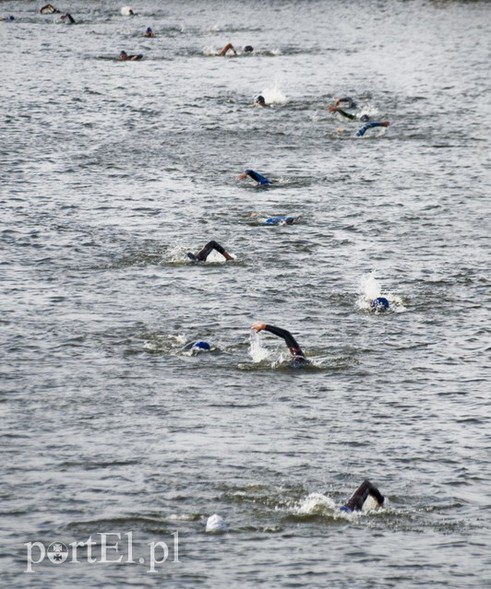 Elbląg, Enduroman przetarł szlak, w tym roku w rzece będzie rywalizowało aż 500 triathlonistów