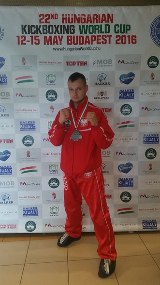 Elbląg, Kolejne srebro Adriana Durmy  (kick boxing)