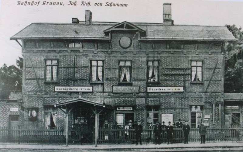 Elbląg, Budynek dworca w Gronowie Elbląskim przed wojną