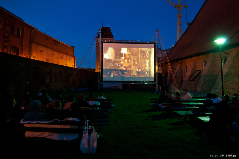 Elbląg, "Kino pod chmurką" w ramach "Lata w Formie" Elbląg, "Kino pod chmurką" w ramach "Lata w Formie"