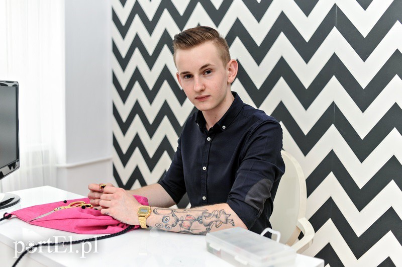 Elbląg, Moja przyszłość związana będzie z szyciem, modą i fotografią, którą także się interesuję - przekonuje Bartosz Nowicki Elbląg, Moja przyszłość związana będzie z szyciem, modą i fotografią, którą także się interesuję - przekonuje Bartosz Nowicki