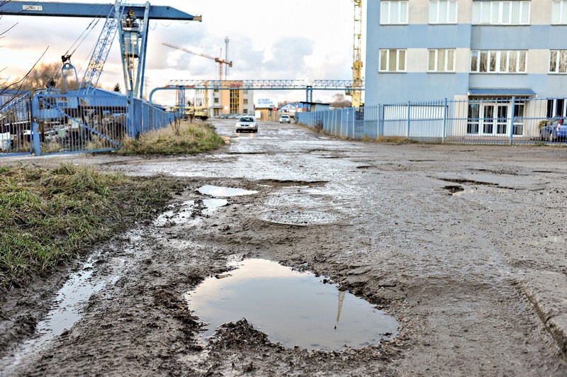 Elbląg, Droga wymaga remontu - tu wszyscy są zgodni, ale problemem jest brak pieniędzy