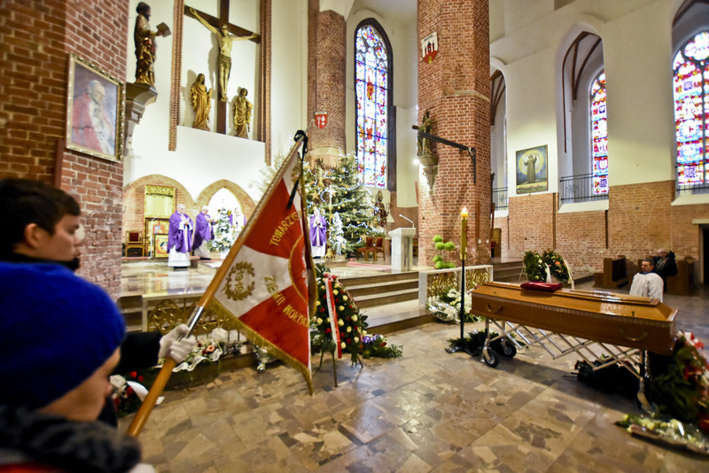 Elbląg, Odszedł człowiek zasłużony dla miasta