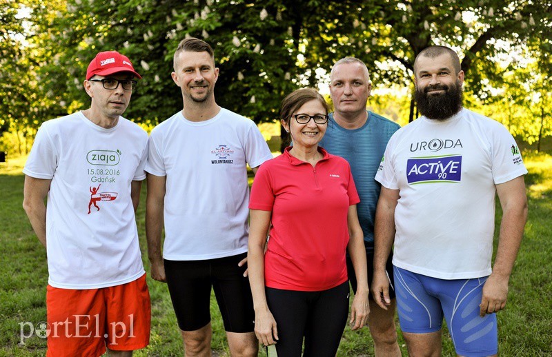 Elbląg, Na ostatnim treningu stawili się (od lewej): Robert Kapteina, Rafał Gruchalski, Anna Miecznikowska, Ryszard Miszk i Mariusz Prokop. 4 czerwca będzie nas dziesięcioro Elbląg, Na ostatnim treningu stawili się (od lewej): Robert Kapteina, Rafał Gruchalski, Anna Miecznikowska, Ryszard Miszk i Mariusz Prokop. 4 czerwca będzie nas dziesięcioro