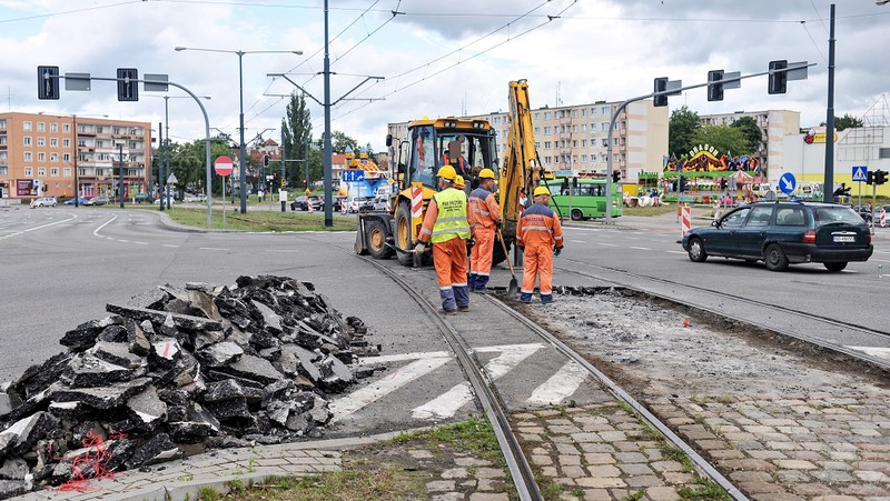 Elbląg, Dzisiaj drogowcy rozpoczęli prace na skrzyżowaniu Nowowiejskiej z Teatralną