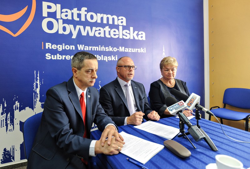 Elbląg, Od lewej: Jerzy Wcisła, Jacek Protas i Elżbieta Gelert