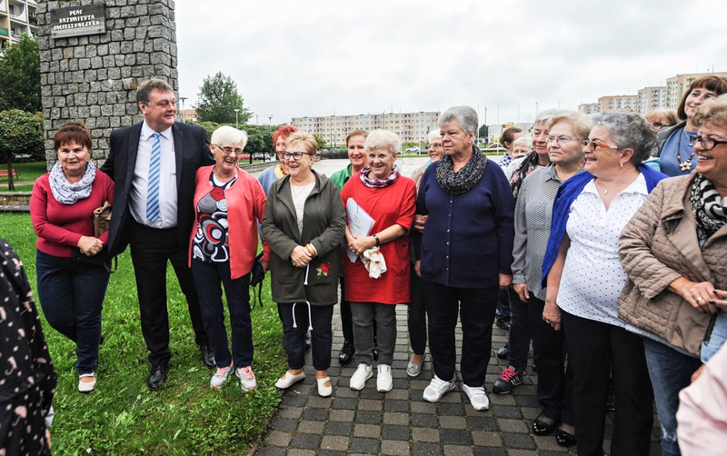 Elbląg, Pojechały rozmawiać o sprawach kobiet