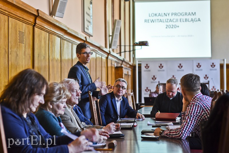 O programie rewitalizacji dyskutowano podczas dzisiejszych konsultacji społecznych (fot. Michał Skroboszewski)