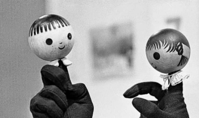 Elbląg, Inicjatorzy akcji użyli w niej zdjęcia z programu "Jacek i Agatka", który ukazywał się telewizji w latach 1962-73 Elbląg, Inicjatorzy akcji użyli w niej zdjęcia z programu "Jacek i Agatka", który ukazywał się telewizji w latach 1962-73