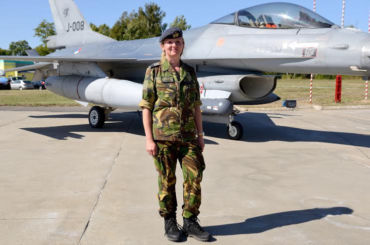 Elbląg, Joanna Podgórska i holenderski F-16 Elbląg, Joanna Podgórska i holenderski F-16
