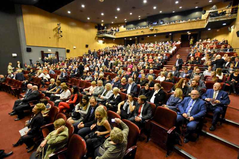 Elbląg, Cud na jubileusz teatru