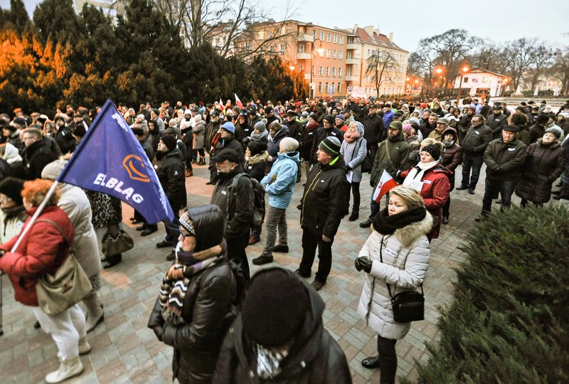 Elbląg, Protestowali przeciwko rządowi PiS: - Czujemy się zagrożeni Elbląg, Protestowali przeciwko rządowi PiS: - Czujemy się zagrożeni
