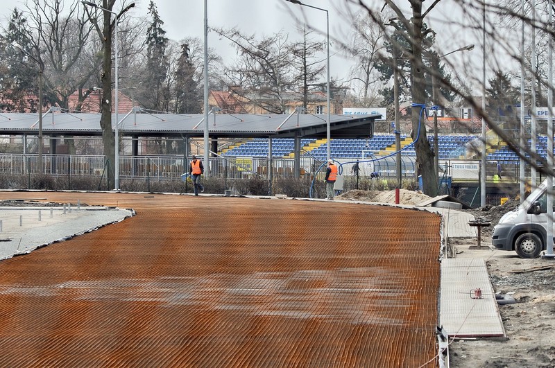 Elbląg, Tor-ują drogę do końca inwestycji