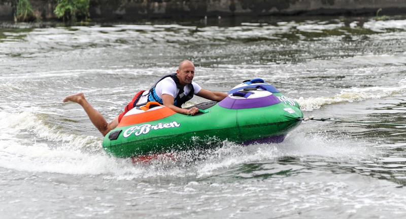 Elbląg, .. a na rzece Elbląg odbył się festiwal sportów wodnych