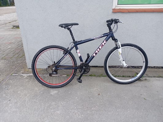 Elbląg Witam sprzedam rower Trek 6000.
Nowy amortyzator
Napęd deore na dojazdy do pracy czy szkoły!.