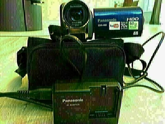 Elbląg Sprzedam kamerę PANASONIC SDR-H80,zoom 70x, dysk twardy 60GB, w zestawie z akumulatorem, ładowarką, kablem