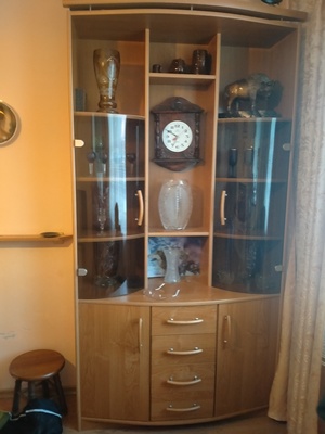 Elbląg Na sprzedaż komoda, witryna
wysokość 210 cm
szerokość 110 cm
głębokość 40 cm