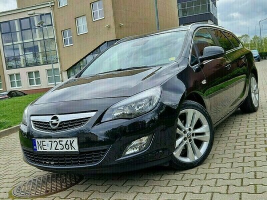 Opel Astra 1.4Turbo Benz140KM ManualSilnik dynamiczny  i bezawaryjny Serwisowany do końca !Rok produkcji 2012Auto