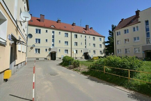 Elbląg WGN Nieruchomości oddział Elbląg prezentuje mieszkanie 2 pokojowe do remontu, na parterze przy ul. Ogrodowej.