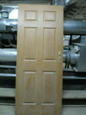 Elbląg Drzwi  z demontarzu, łazienkowe białe, oraz łazienkowe kolor, ,całe wewnetrzne, bez oscieznic, 
1.1 sztuka