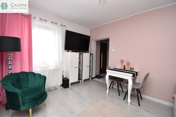 Elbląg GALERIA NIERUCHOMOŚCIZ pasji i miłości do nieruchomościNa sprzedaż: Dwa pokoje z prywatnym wejściem i