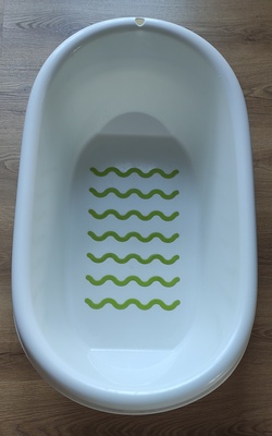 Elbląg SPRZEDAM BRAMKĘ oraz ANTYPOŚLIZGOWĄ WANIENKĘ DLA DZIECI IKEA