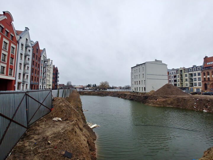 Nowy basen w Elblągu.  (Luty 2024)