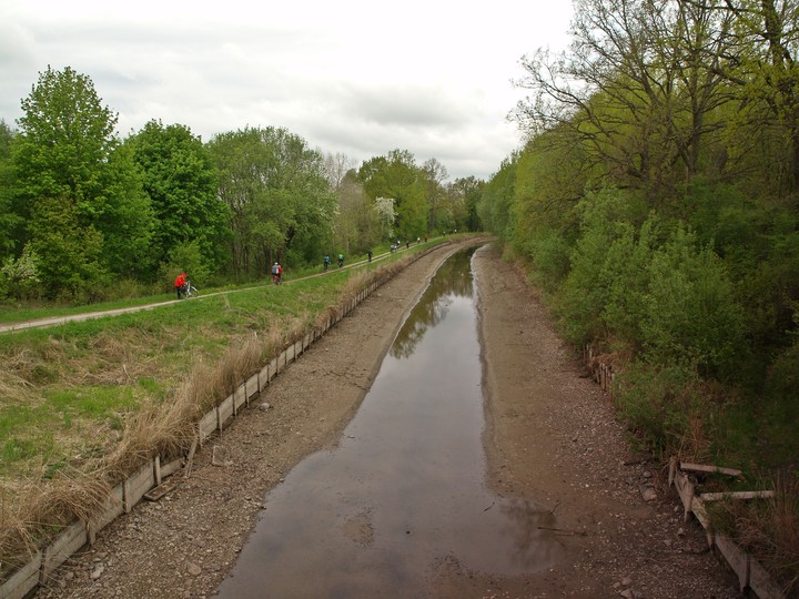 Kanał Elbląski - w czasie remontu.  (Maj 2013)