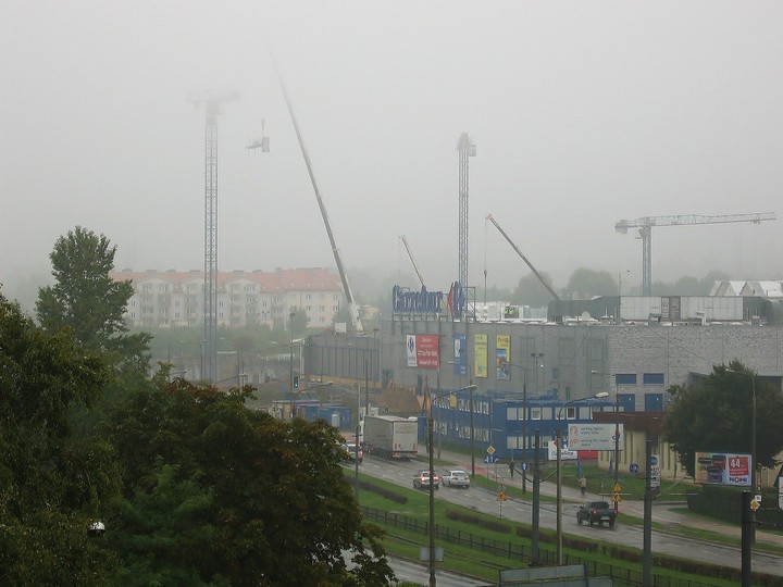 paca w chmurach. w czasie przebudowy COGRODÓW (Wrzesień 2013)