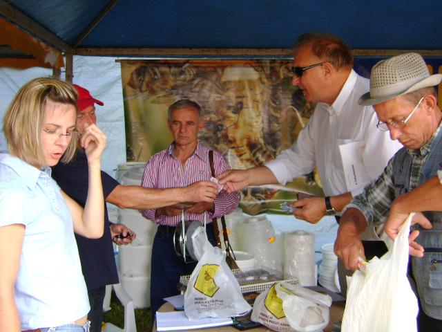 VII Międzynarodowe Targi Pszczelarskie i Tradycyjnej Żywności (1-2 sierpnia) w Karczowiskach zdjęcie nr 26112