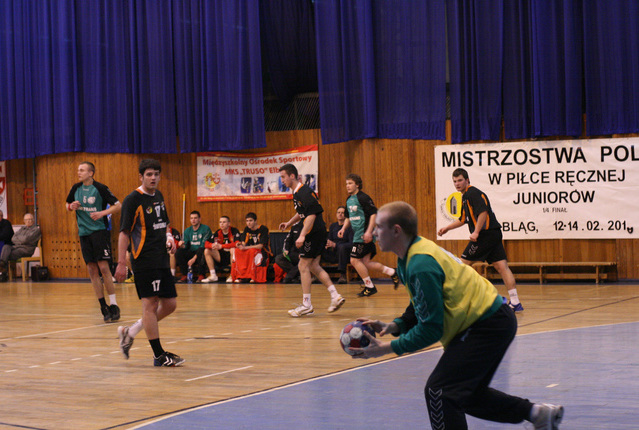 Ćwierćfinały turnieju mistrzostw Polski juniorów w piłce ręcznej zdjęcie nr 31579