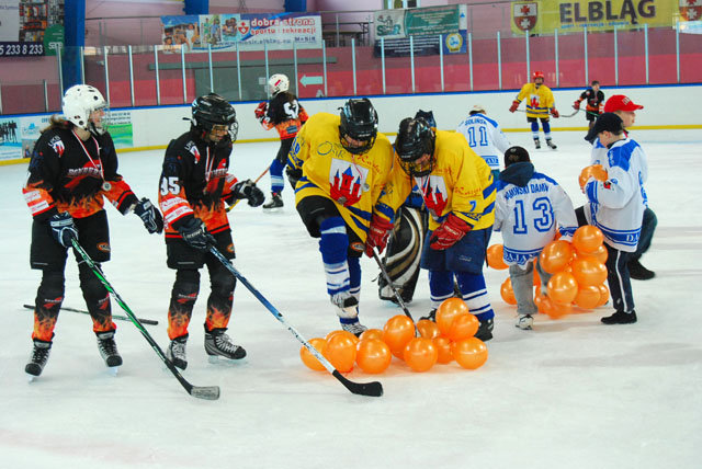 Turniej mini – hokeja na lodowisku MOSiR zdjęcie nr 33444