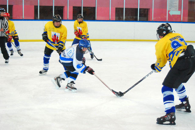 Turniej mini – hokeja na lodowisku MOSiR zdjęcie nr 33428