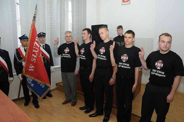 Młodzieżowa Drużyna Pożarnicza przy ZSH w Elblągu - inauguracja działalności zdjęcie nr 35341