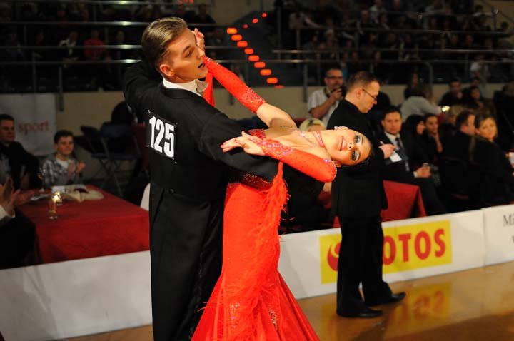 Mistrzostwa Polski w Tańcach Standardowych - dzień drugi zdjęcie nr 42251