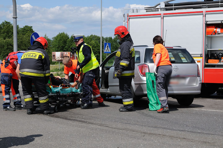 Wypadek na skrzyżowaniu Żuławskiej z obwodnicą zdjęcie nr 46599
