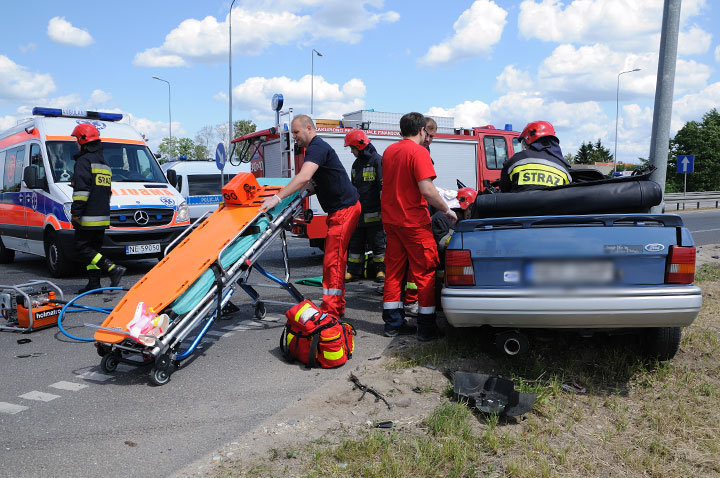 Wypadek na skrzyżowaniu Żuławskiej z obwodnicą zdjęcie nr 46591