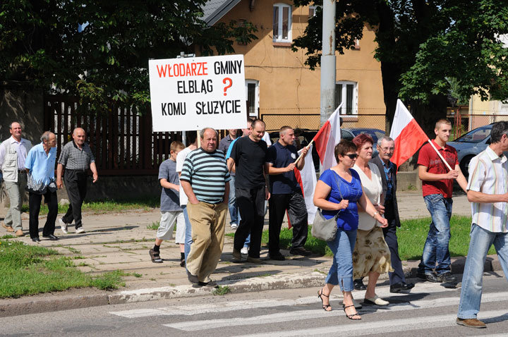 Pikieta przeciw budowie siłowni wiatrowych w Janowie zdjęcie nr 47180