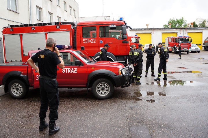 Wyjazd strażaków na zabezpieczenie meczu EURO 2012 zdjęcie nr 58449