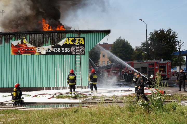 Pożar sklepu i warsztatu na Sopockiej zdjęcie nr 59628