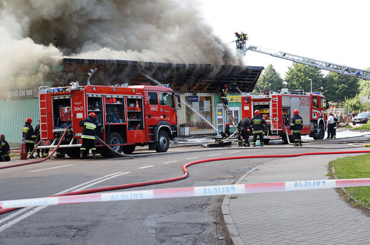Pożar sklepu i warsztatu na Sopockiej zdjęcie nr 59624