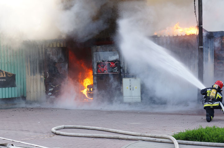 Pożar sklepu i warsztatu na Sopockiej zdjęcie nr 59594
