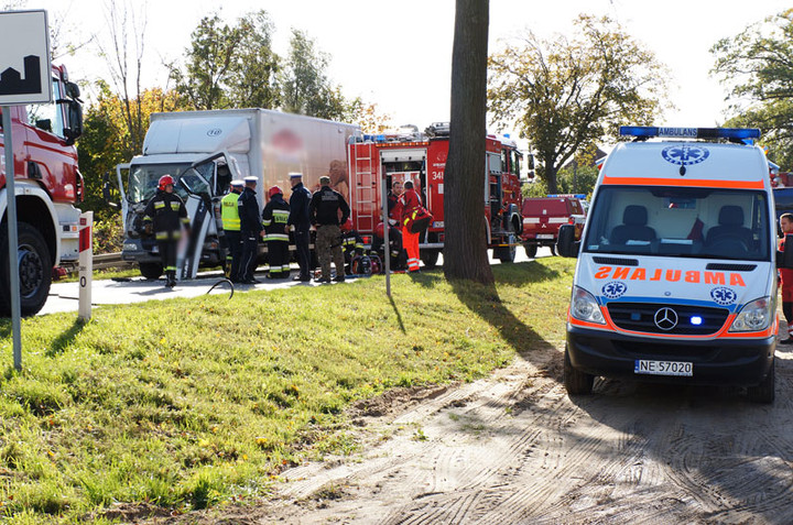 Wypadek w Jegłowniku: jedna osoba ranna zdjęcie nr 62114