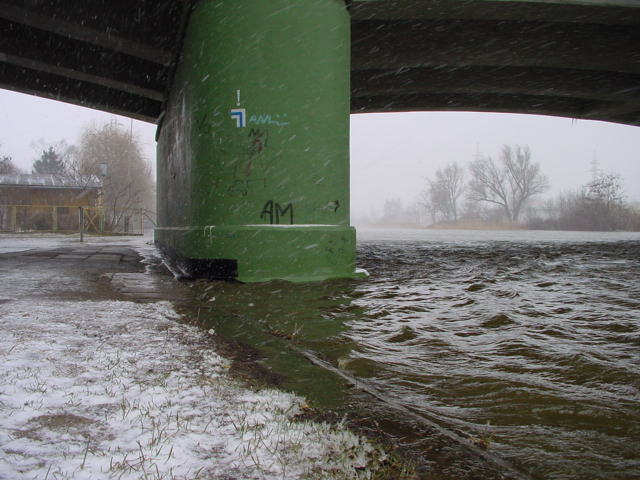 Podpora mostu na rzece Elbląg.