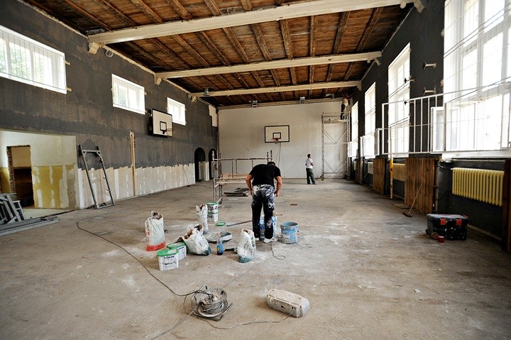 Trwają remonty elbląskich szkół zdjęcie nr 73523
