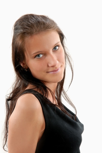 4. Karolina Podrzycka, rodowita Elblążanka, mierzy 170 cm, ma 18 lat, wymiary: 76/59/87. Obecnie uczy się w IV Liceum