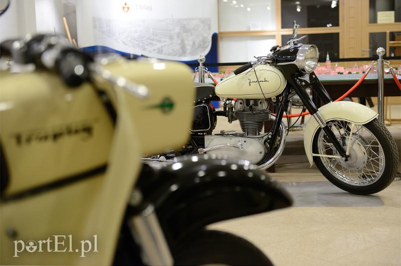 Stare motocykle w Ratuszu Staromiejskim zdjęcie nr 83614