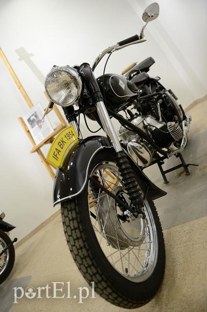 Stare motocykle w Ratuszu Staromiejskim zdjęcie nr 83592