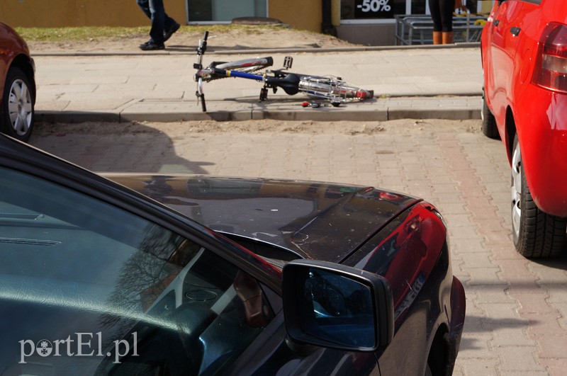 Odzieżowa: zderzenie rowerzysty z audi zdjęcie nr 84663